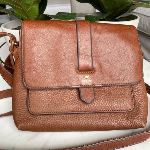 Fossil Handbags - Fossil leather crossbody